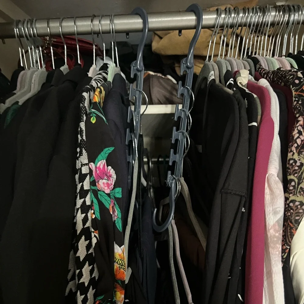 Wonder Hanger - Space Saving Hangers - Grey Color - 8 Hangers - Heavy Duty